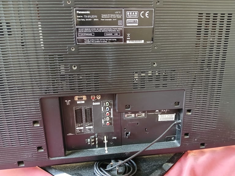 image for 37"Television Panasonic LCD TX-37LZD70