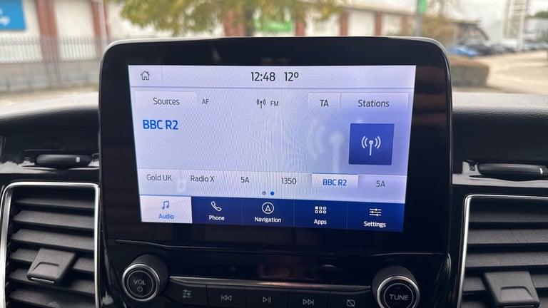 2022 Ford Tourneo Custom 2.0 EcoBlue 150ps Low Roof 8 Seater Titanium MPV DIESEL Manual