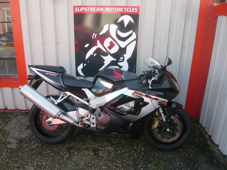 Honda CBR 900 RR FIREBLADE FUTURE CLASSIC SPORTS BIKE 1000 GSXR ZX 750 R1 9R R S