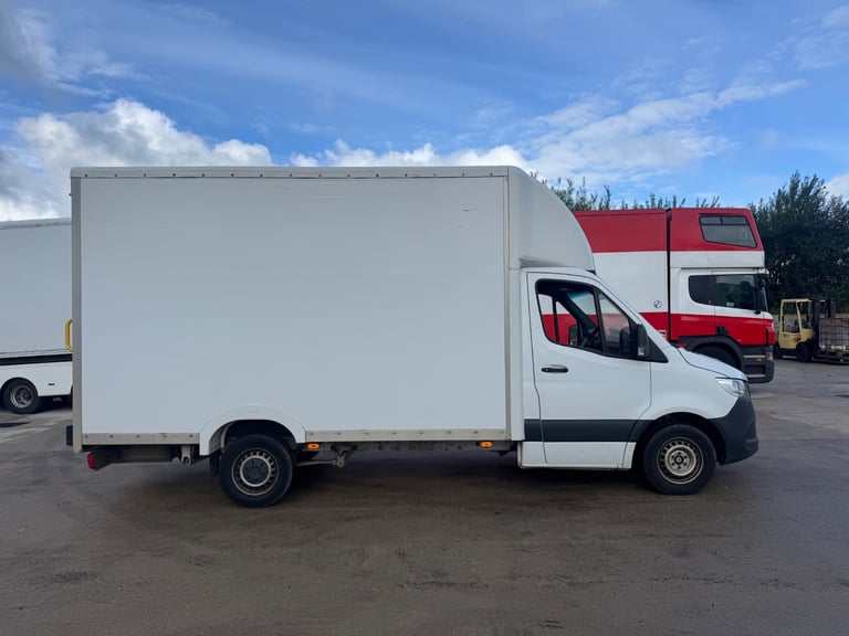 2019/69 MERCEDES BENZ SPRINTER 311 CDI FURNITURE BOX EURO 6 PRICE IS PLUS VAT 