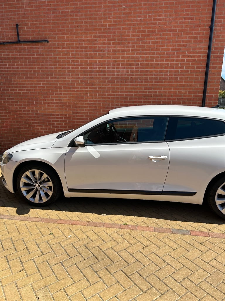 Volkswagen Scirocco GT (2012) 