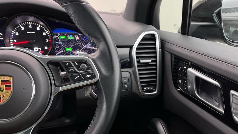 2022 Porsche Cayenne 3.0T V6 Platinum Edition TiptronicS 4WD Euro 6 (s/s) 5dr SUV Petrol Automatic