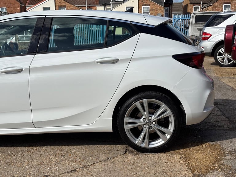 2019 Vauxhall Astra 1.4i Turbo SRi VX Line Nav Euro 6 5dr HATCHBACK Petrol Manual