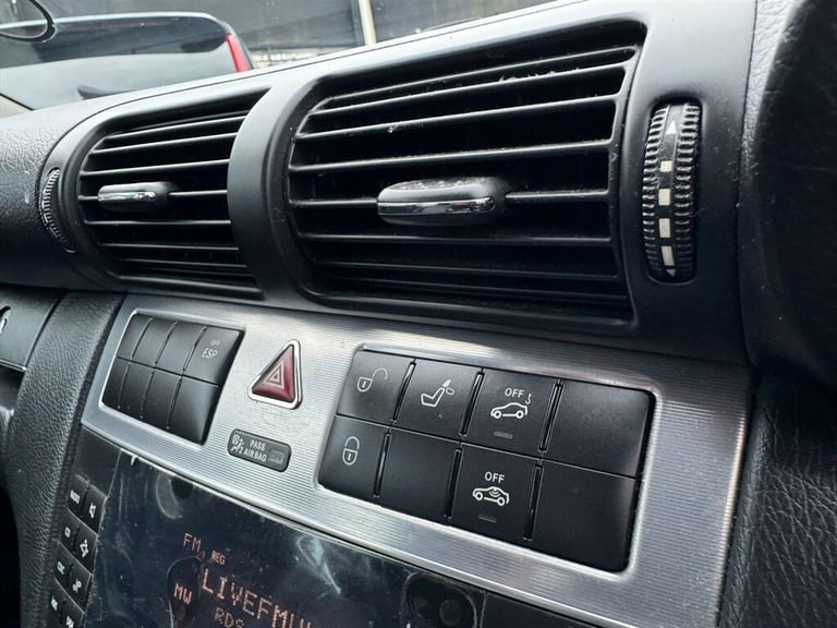 2006 Mercedes-Benz C-Class 1.8 Kompressor Avantgarde SE 4dr Saloon Petrol Automatic