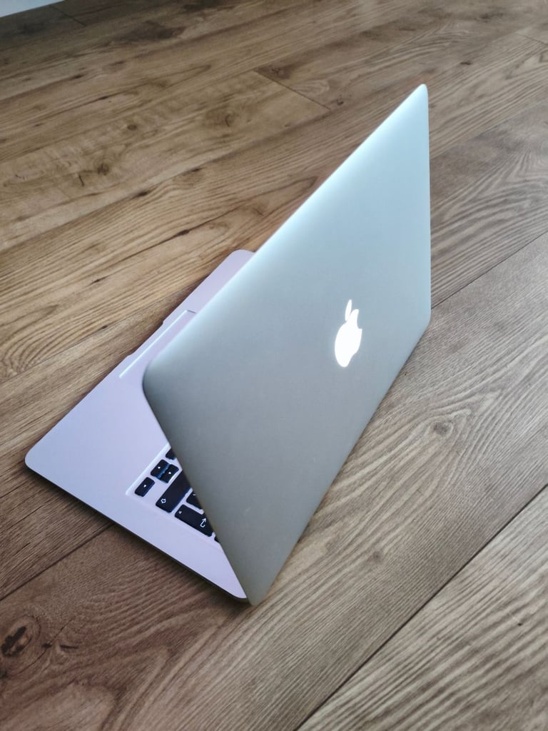 2017 MacBook Air 13"