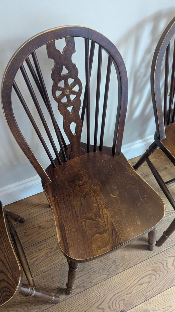 Set of 4 Vintage Wheelback Chairs, dark wood