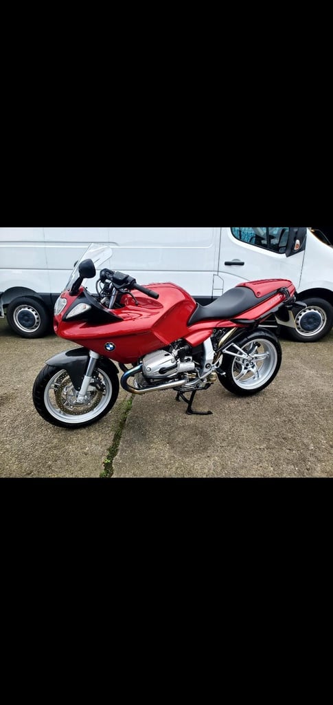 Genuine 13000 Miles Absolutely Stunning September 2007 BMW R1100 S Flat Twin Boxer Sports 