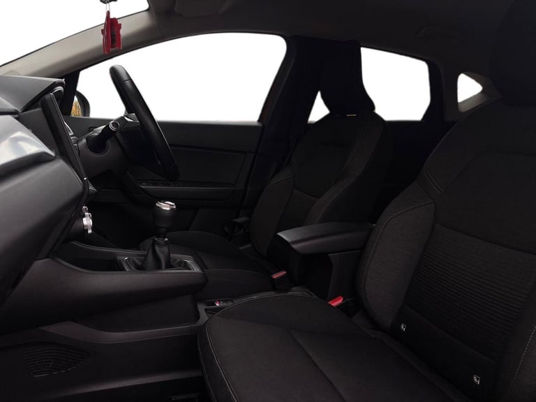 2021 Renault Captur 1.3 TCE 130 Iconic 5dr Hatchback Petrol Manual