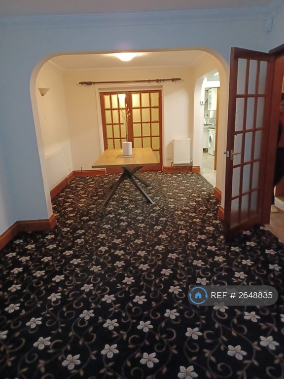 4 bedroom house in Grangemouth Road, Coventry, CV6 (4 bed) (#2648835)