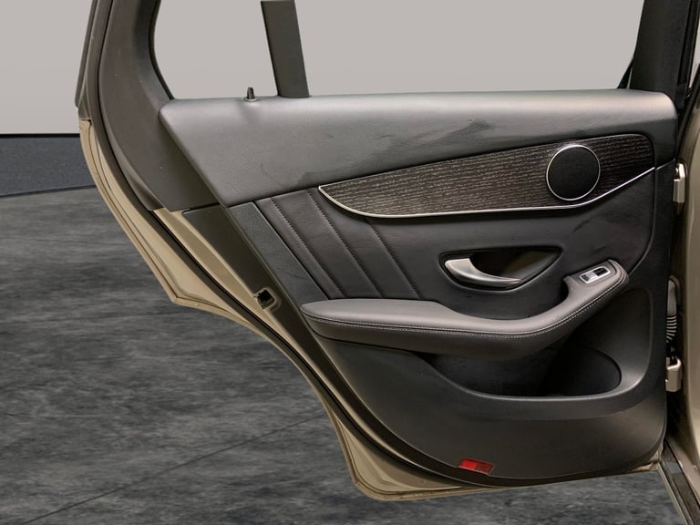 2020 Mercedes-Benz GLC 2.0 GLC220d AMG Line SUV 5dr Diesel G-Tronic+ 4MATIC Euro 6 (s/s) (194 ps)...