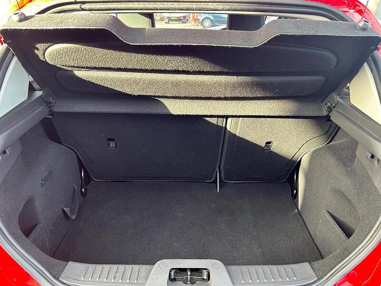 2014 Ford Fiesta 1.25 82 Zetec 5dr HATCHBACK PETROL Manual