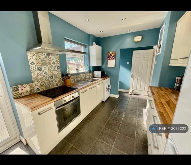 3 bedroom house in Mendip Crescent, Westcliff-On-Sea, SS0 (3 bed) (#2683022)