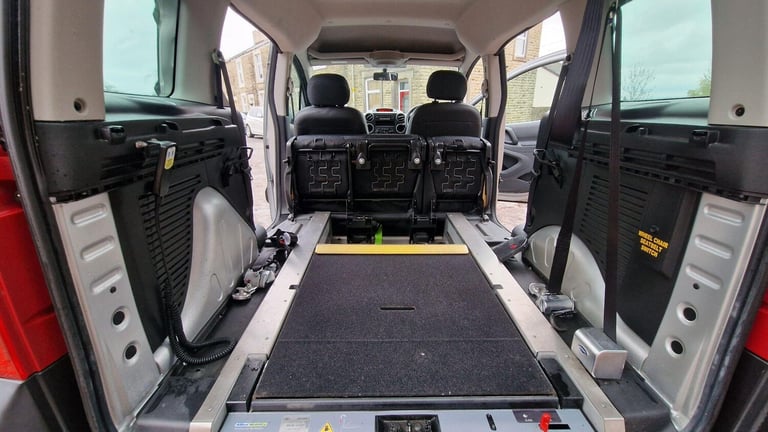 2010 Peugeot Partner Tepee 1.6 16v Tepee Urban 5dr MPV Petrol Manual