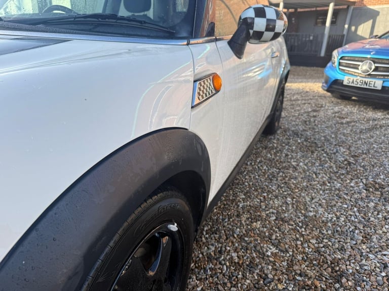 2008 MINI Hatch 1.6 Cooper Steptronic Euro 4 3dr HATCHBACK Petrol Automatic