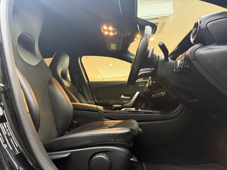 2019 Mercedes-Benz A-Class 1.5 A180d AMG Line (Executive) 7G-DCT Euro 6 (s/s) 5dr HATCHBACK Diese...