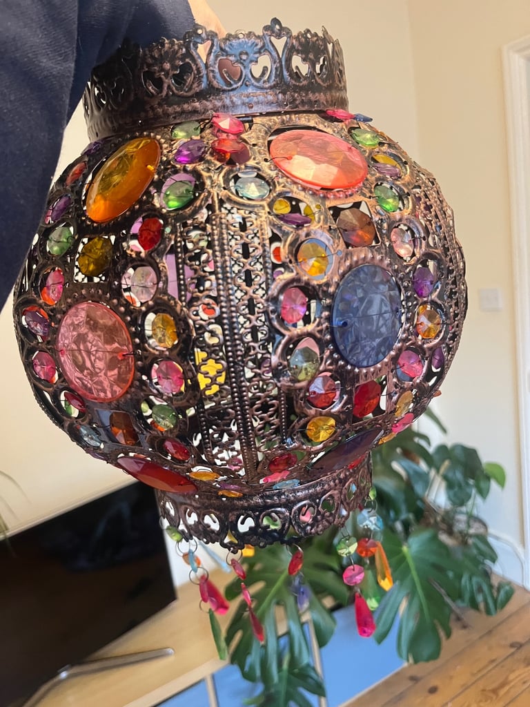 image for Stunning ornate lampshade 
