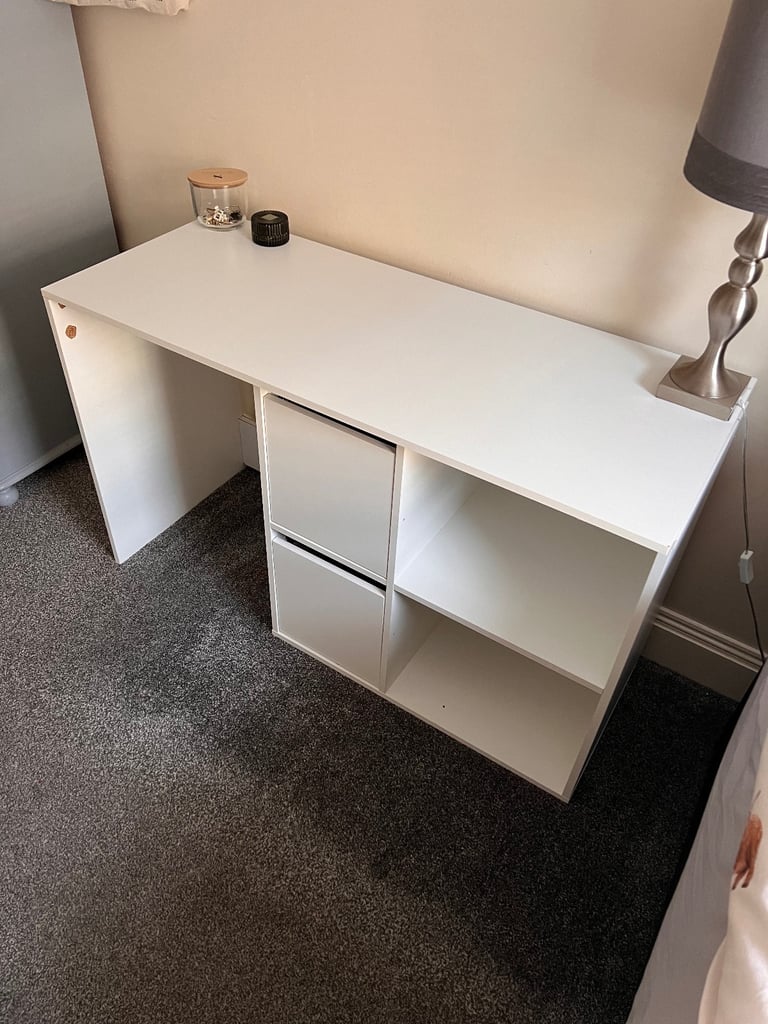 White Desk