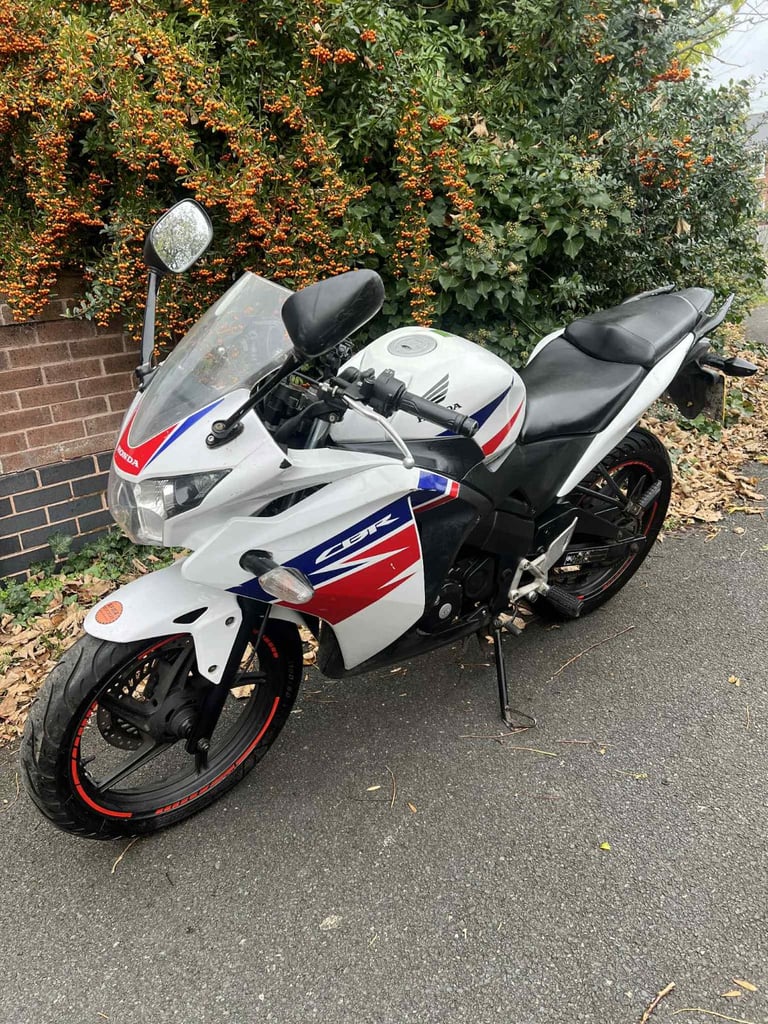 Honda, CBR 125 R-D, 2014, 125 (cc)