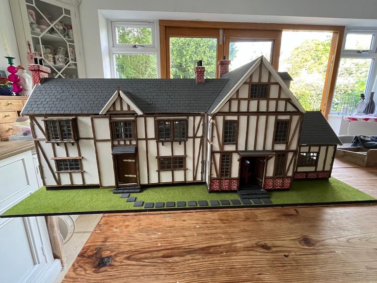 Dolls house for sale gumtree online