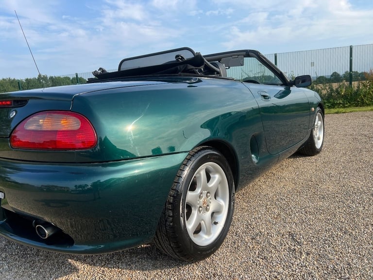 ROVER MG MGF CABRIOLET 1.8 MANUAL * ONLY 24000 MILES * MODERN CLASSIC *