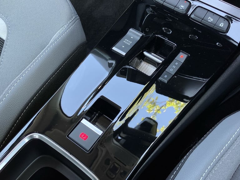 2024 Vauxhall Mokka 100kW Design 50kWh 5dr Auto SUV Electric Automatic