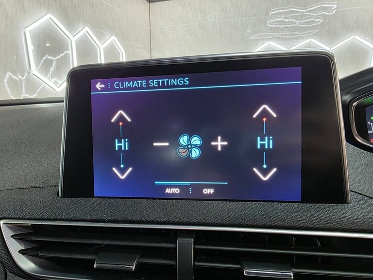 2017 Peugeot 3008 PURETECH S/S ALLURE Hatchback Petrol Automatic