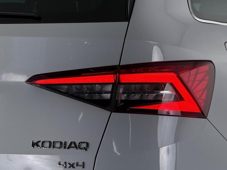 2019 Skoda Kodiaq 1.5 TSI ACT SE L DSG 4WD Euro 6 (s/s) 5dr (7 Seat) ESTATE Petrol Automatic