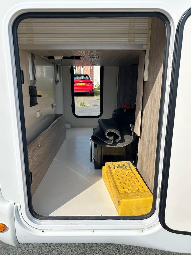 Benimar Tessoro 494 Motorhome For Sale, Garage, Island Bed, Electric Bed, Solar