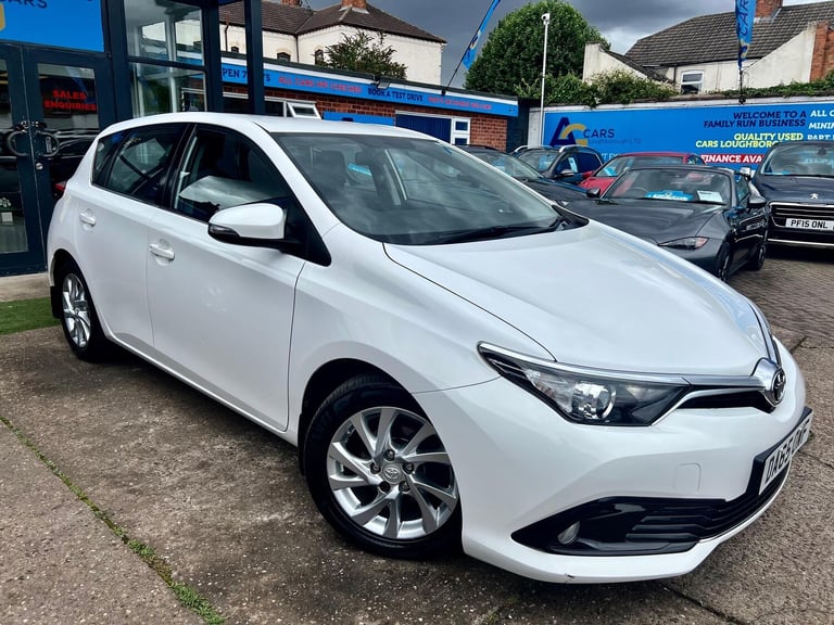 image for 2015 Toyota Auris 1.6 D-4D Business Edition Euro 6 (s/s) 5dr HATCHBACK Diesel Manual