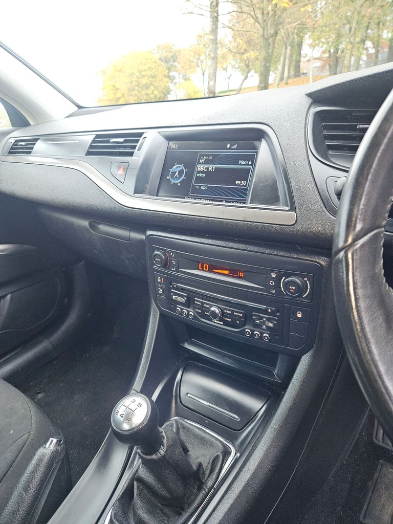 15/ reg citroen C5 1.6 hdi £35 tax sim  mondeo insignia 508 avensis  i40