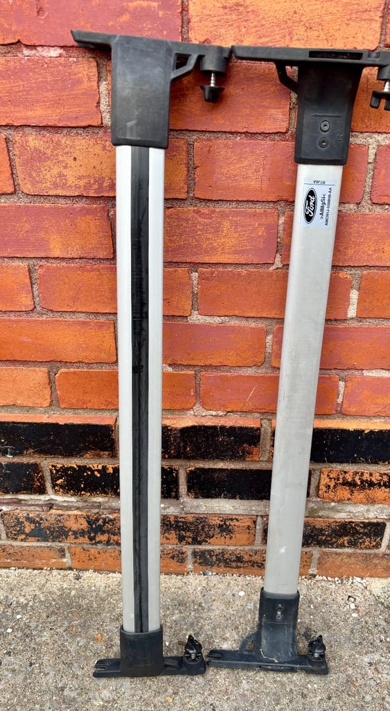 Ford Space Saver wheel and roof bars. 