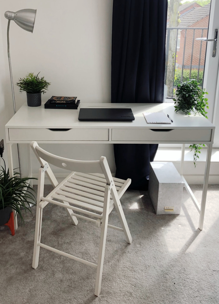 White Alex Desk from IKEA, used but in excellent condition. 