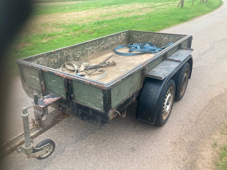 Trailer