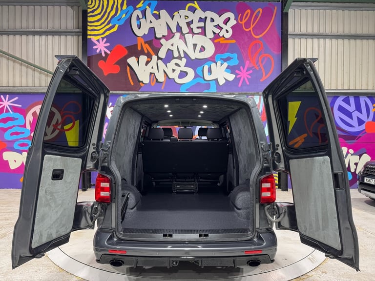 2017 Volkswagen Transporter 2.0 TDI BMT 204 Highline Van DSG 5 Seater Crew Van Diesel Automatic