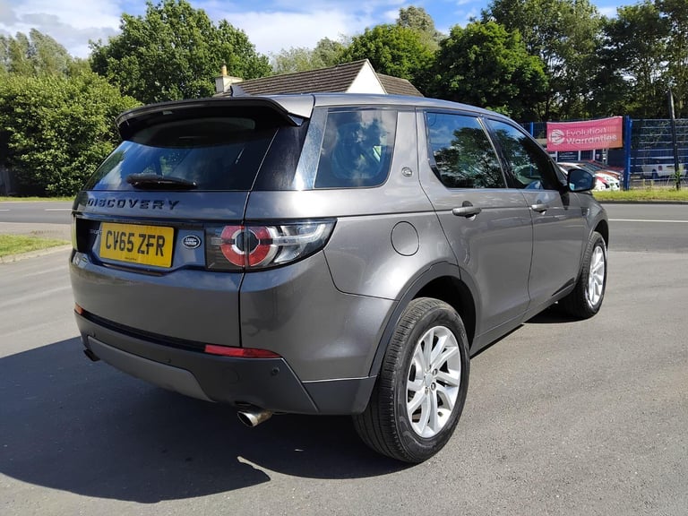 LAND ROVER DISCOVERY SPORT 2.0 TD4 SE Tech Grey Manual Diesel 2015