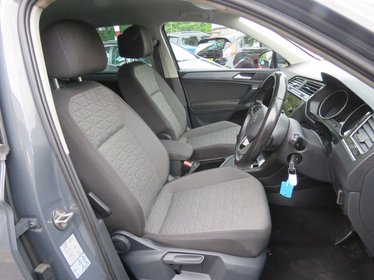 2021 Volkswagen Tiguan 1.5 TSI Life Euro 6 (s/s) 5dr ESTATE Petrol Manual