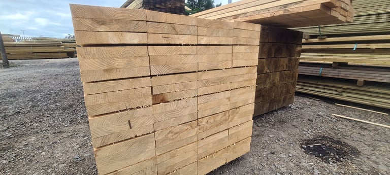 Timber boarding scaffolding boards 