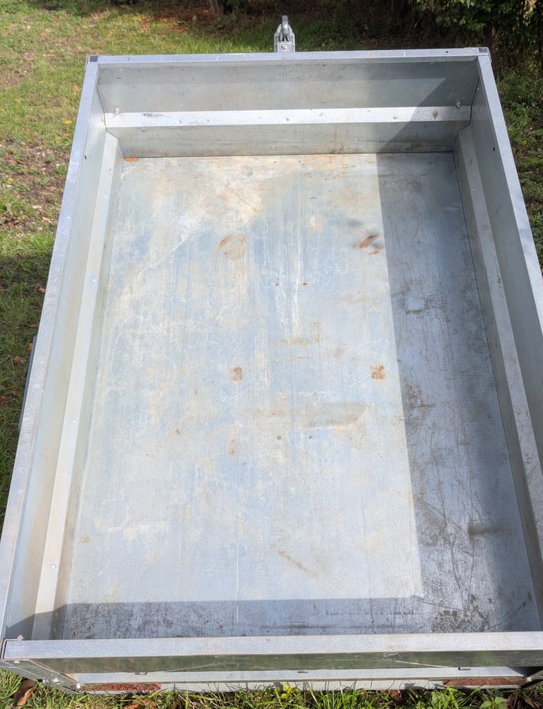  Maypole SY150 Trailer Car Camping 13pin– 150x105x40cm (4ft11 x 3ft5 x 1ft3) – Camping/Utility