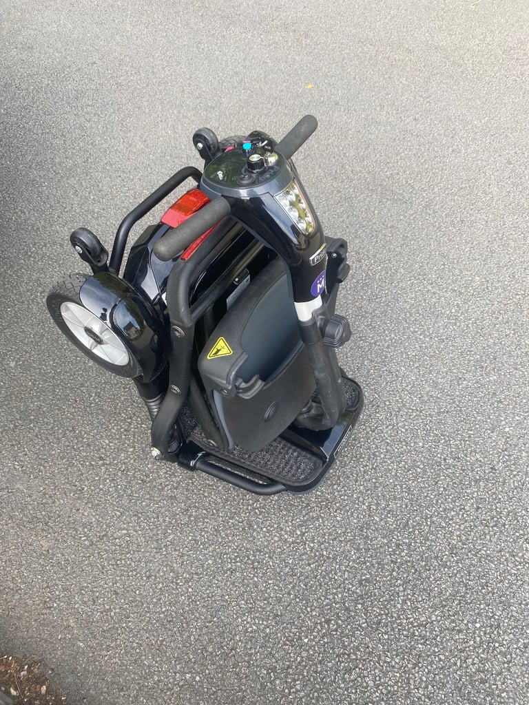 Explorer Pride Folding Mobility Scooter 