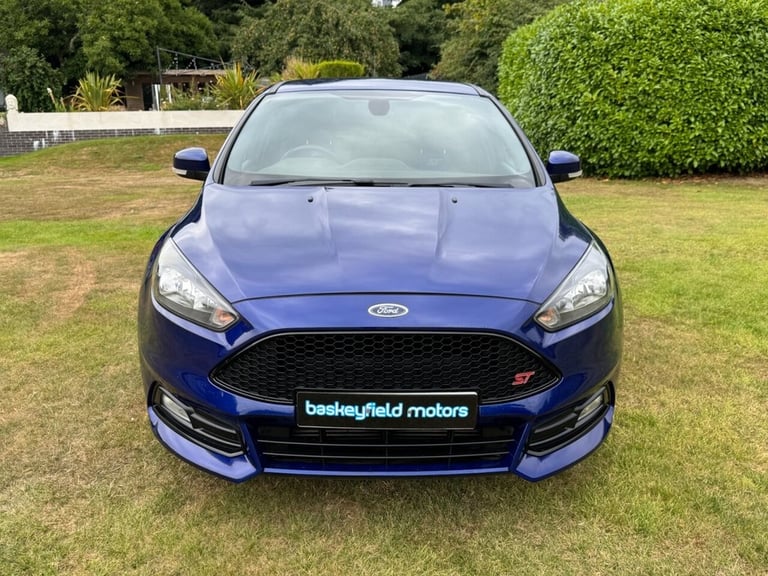 2015 Ford Focus 2.0T EcoBoost ST-2 5dr HATCHBACK PETROL Manual