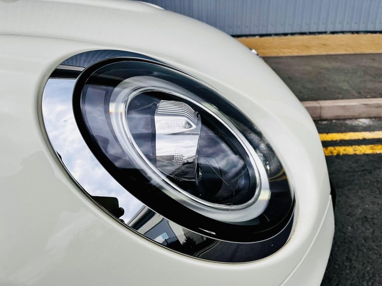 2018 MINI Hatch 1.5 Cooper D Euro 6 (s/s) 3dr HATCHBACK Diesel Manual