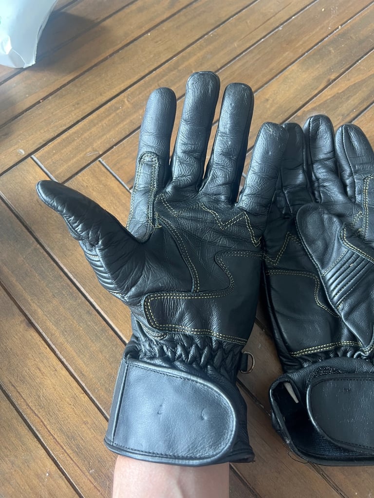 Motorcycle gloves. Kevlar. Medium