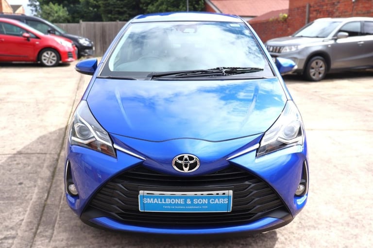 2019 Toyota Yaris 1.5 VVT-i Icon Tech 5dr HATCHBACK PETROL Manual