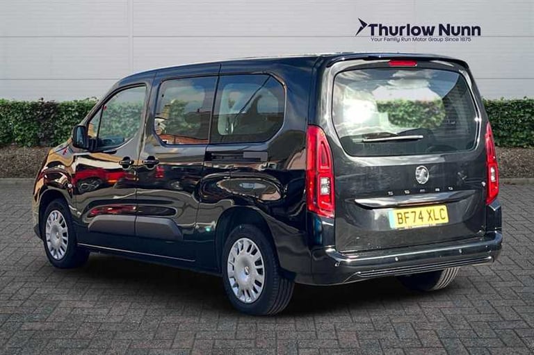2025 Vauxhall Combo Life Electric 52kWh Design XL MPV 5dr Electric Auto (7.4kW Charger) (136 ps) ...