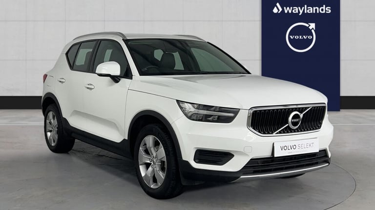 image for 2020 Volvo XC40 T3 Momentum Automatic Estate Petrol Automatic