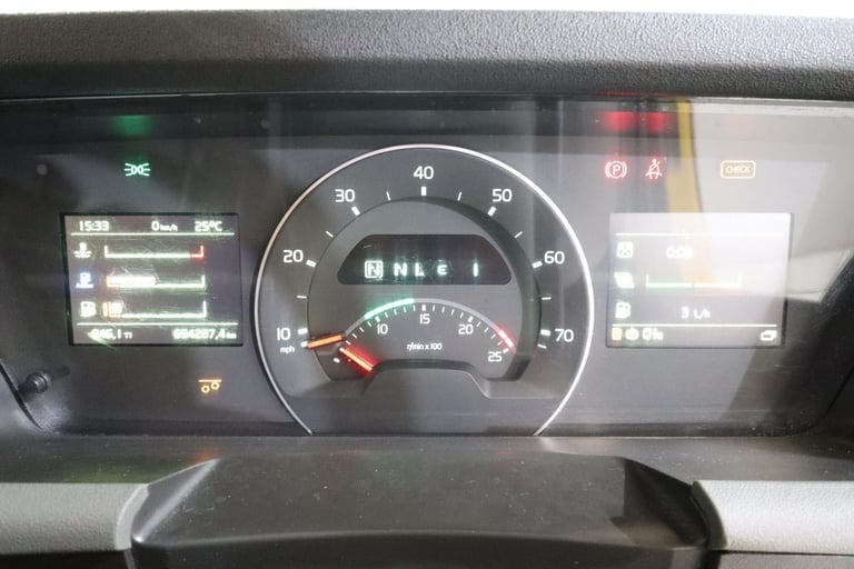 2019 (19 PLATE) Volvo FH460 6x2 Euro 6 Tractor Units