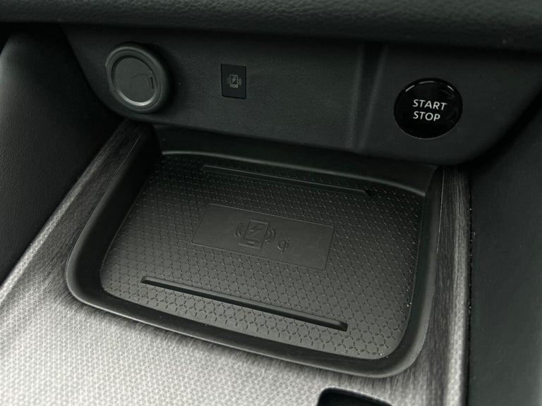 2025 Nissan Qashqai 1.5 h e-POWER Tekna SUV 5dr Petrol Hybrid Auto Euro 6 (s/s) (190 ps) SUV PETR...