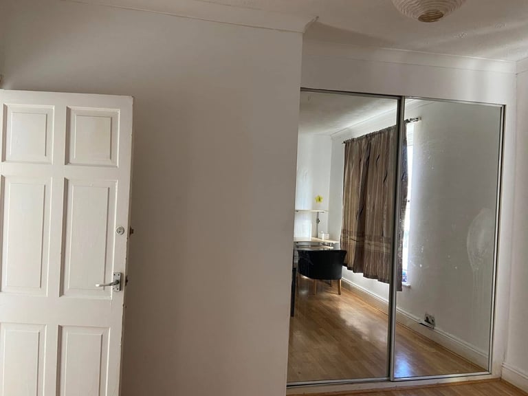 Double room for rent 