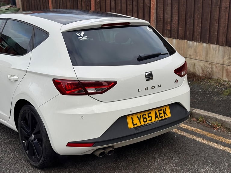 2015 SEAT Leon 1.4 TSI FR Black Technology Euro 6 (s/s) 5dr HATCHBACK Petrol Manual