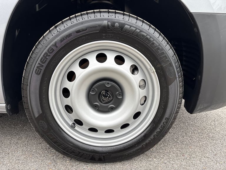 2025 Peugeot Partner 1.5 BlueHDi 100 Professional Van Van Diesel Manual